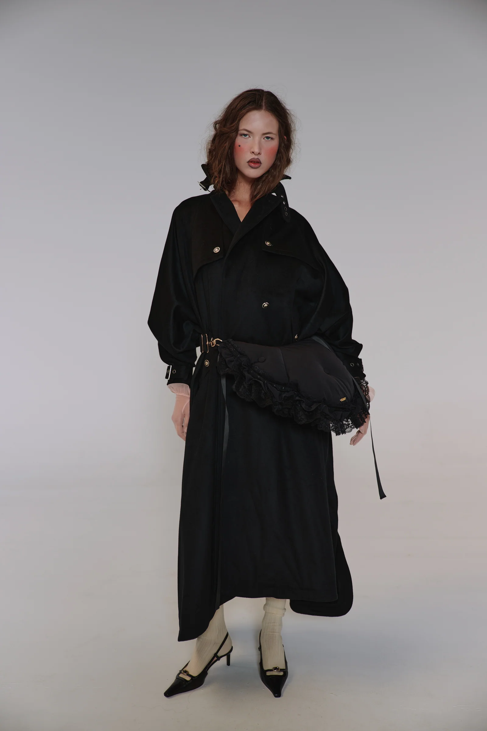 The Caviar Bum Roll Bag - Image 25