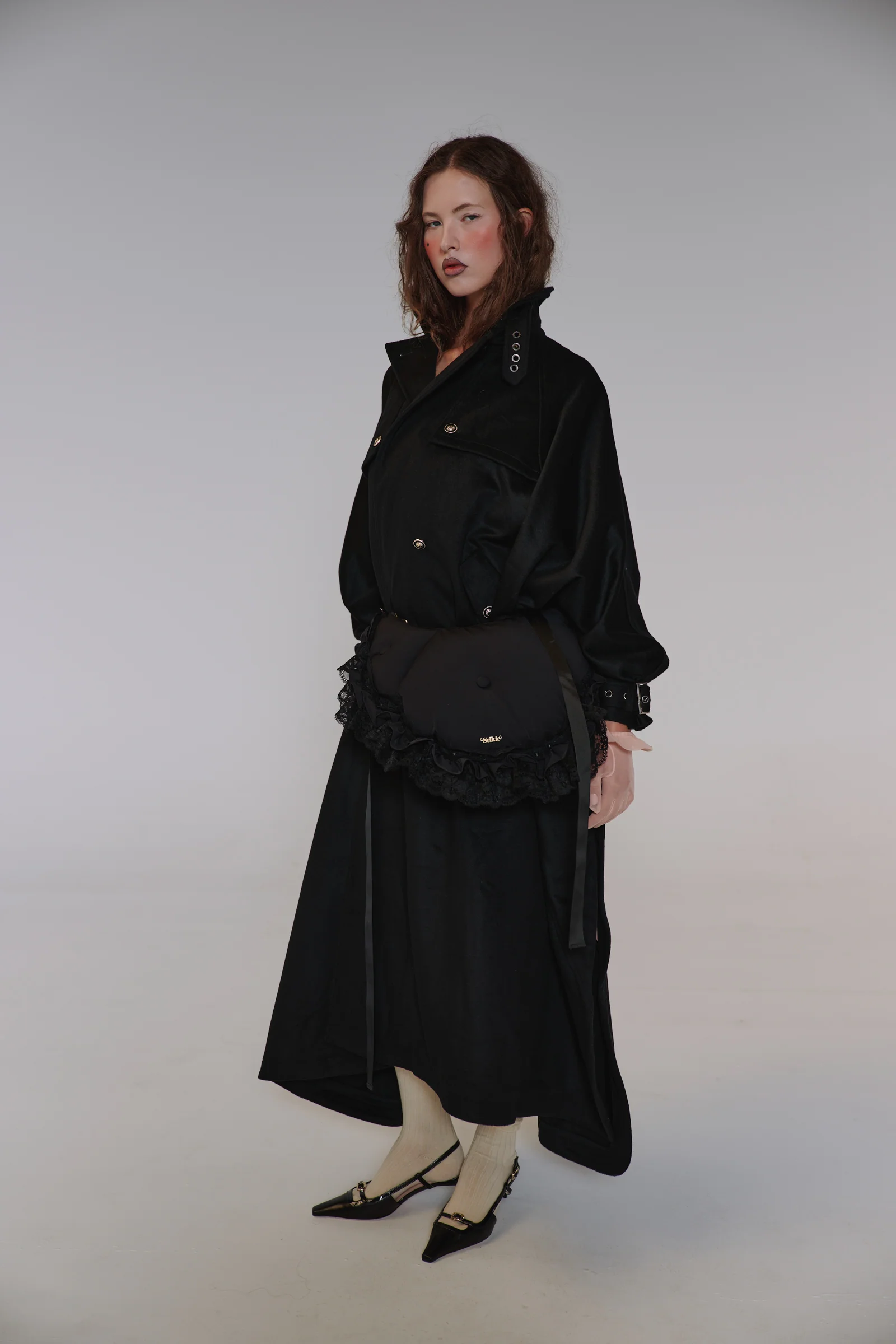 The Caviar Bum Roll Bag - Image 26