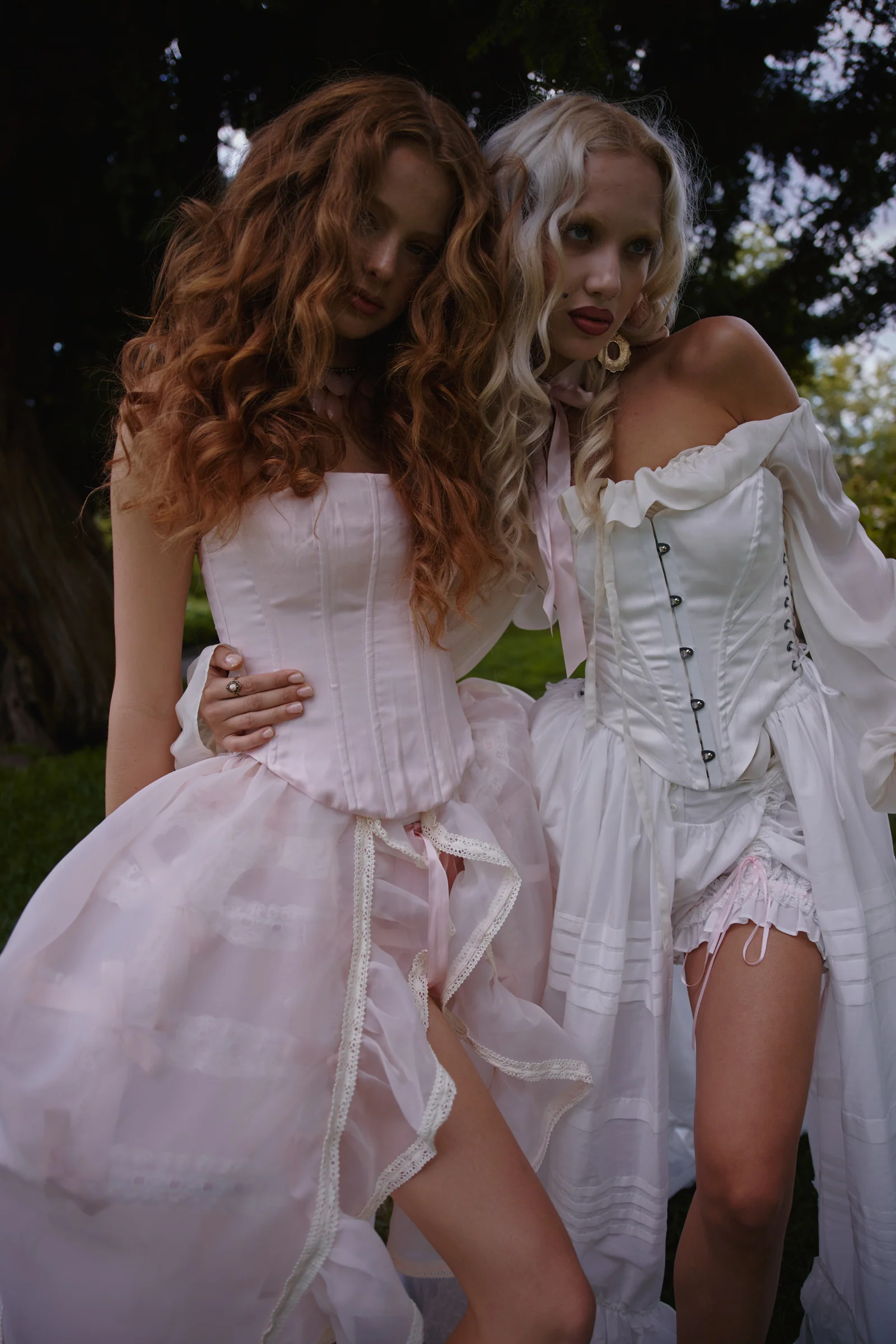 The Silk Vanilla Lagoon Corset - Image 22