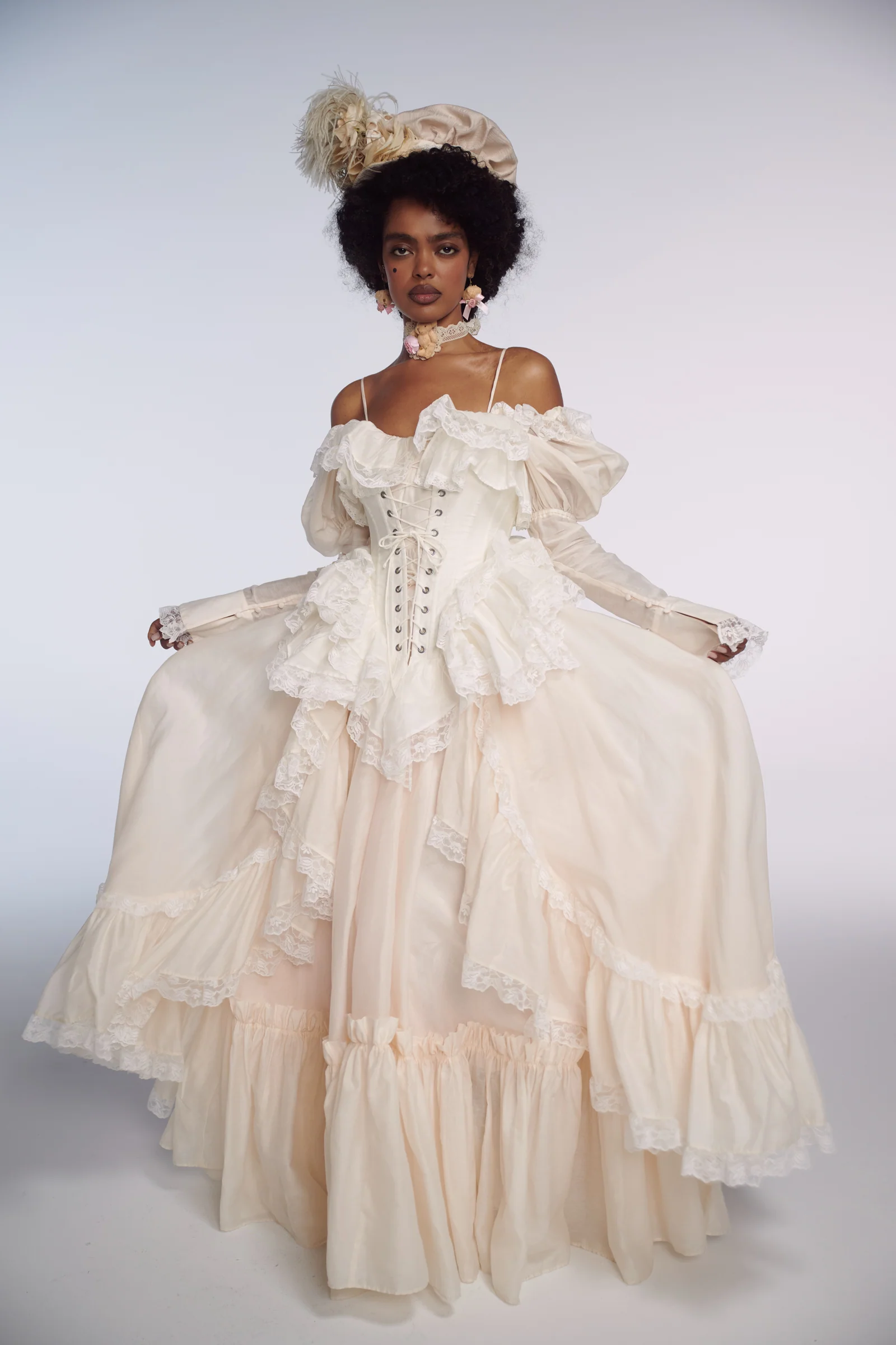 The Ivory Ren Faerie Corset - Image 4
