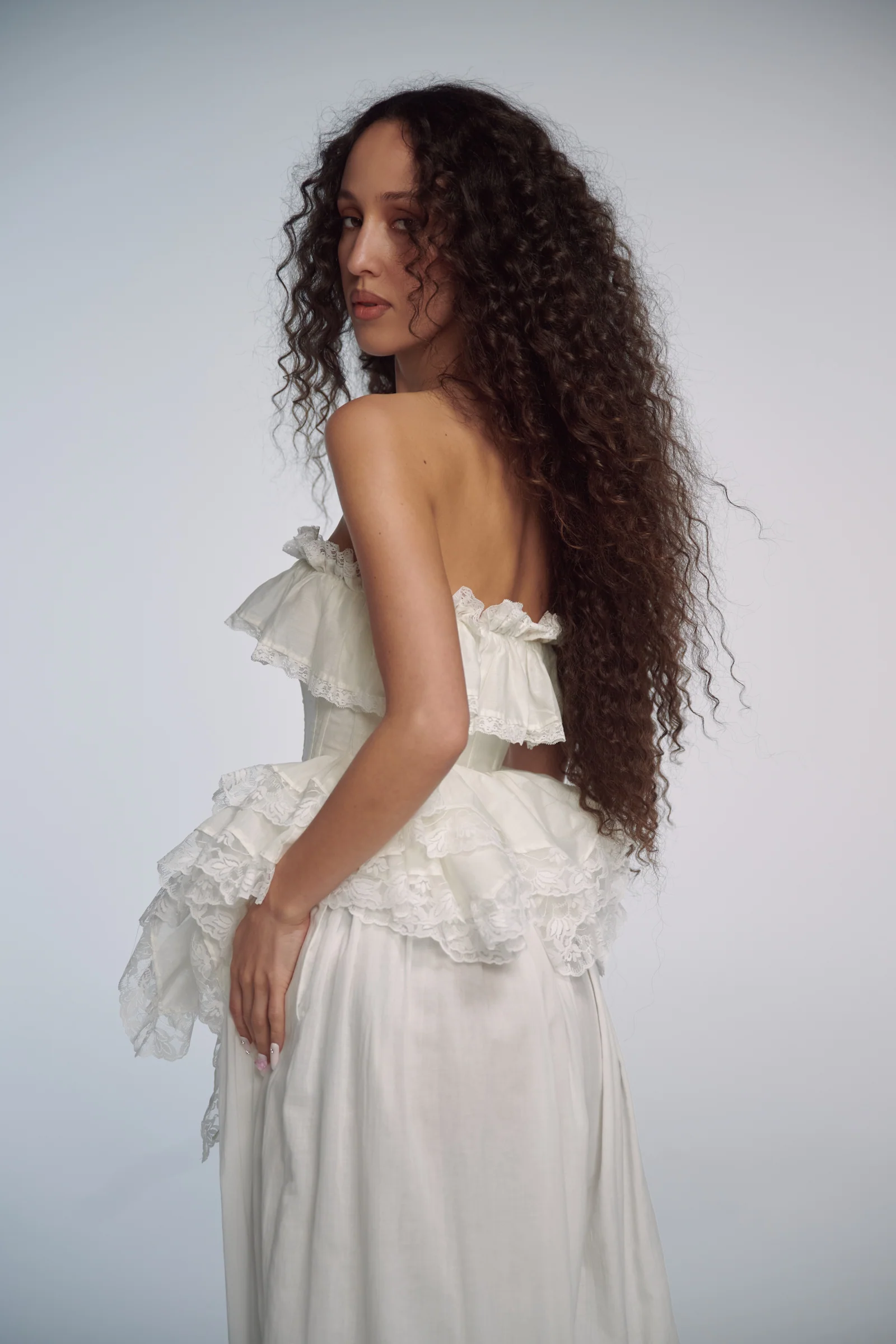 The Ivory Ren Faerie Corset - Image 8